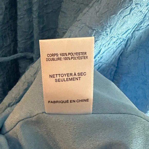 NWT ASTR the Label Crinkle Shoulder Midi Dress Blue Size M - Picture 11 of 12